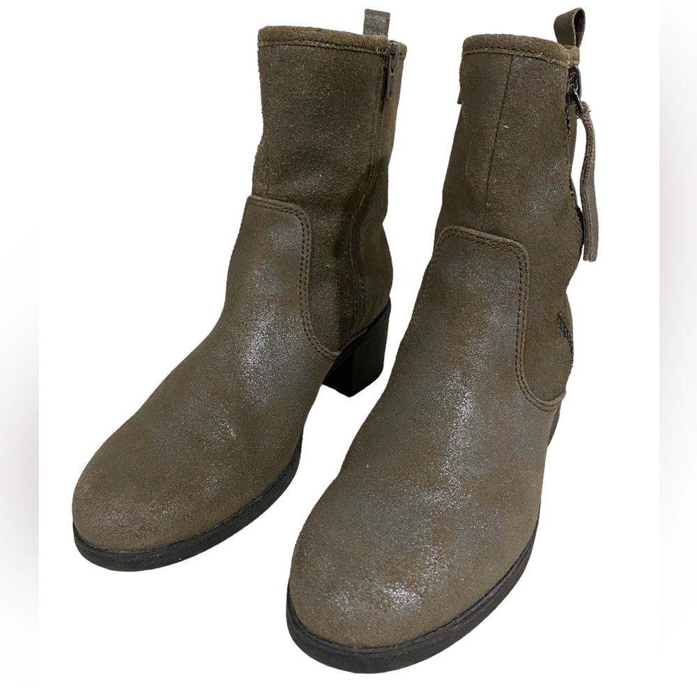 Clarks Collection Cushion Soft Novella Devon Metallic Brown Ankle Boots Size 7.5